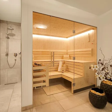 펜션 Luxurious With Sauna 크리믈