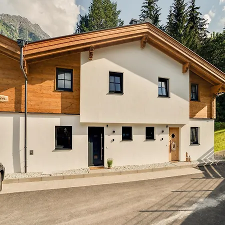 In Near Zillertal Arena * Krimml